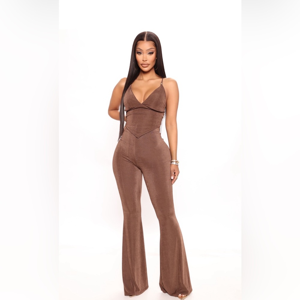 Fashion Nova Matching Set Flare Bottoms Crop Top Y2K